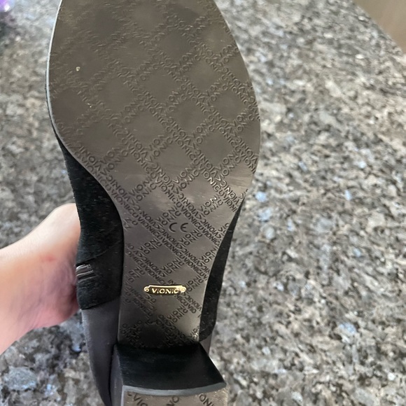 Vionic Whitney - Picture 2 of 3